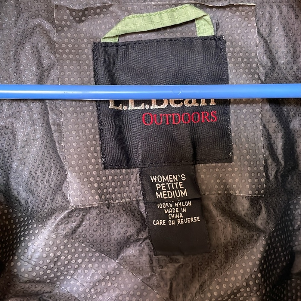 L.L. Bean Gore-Tex Rain Coat View 3